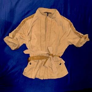 Whbm light jacket that ties size 10 lightly worn! Pet/smoke free home!